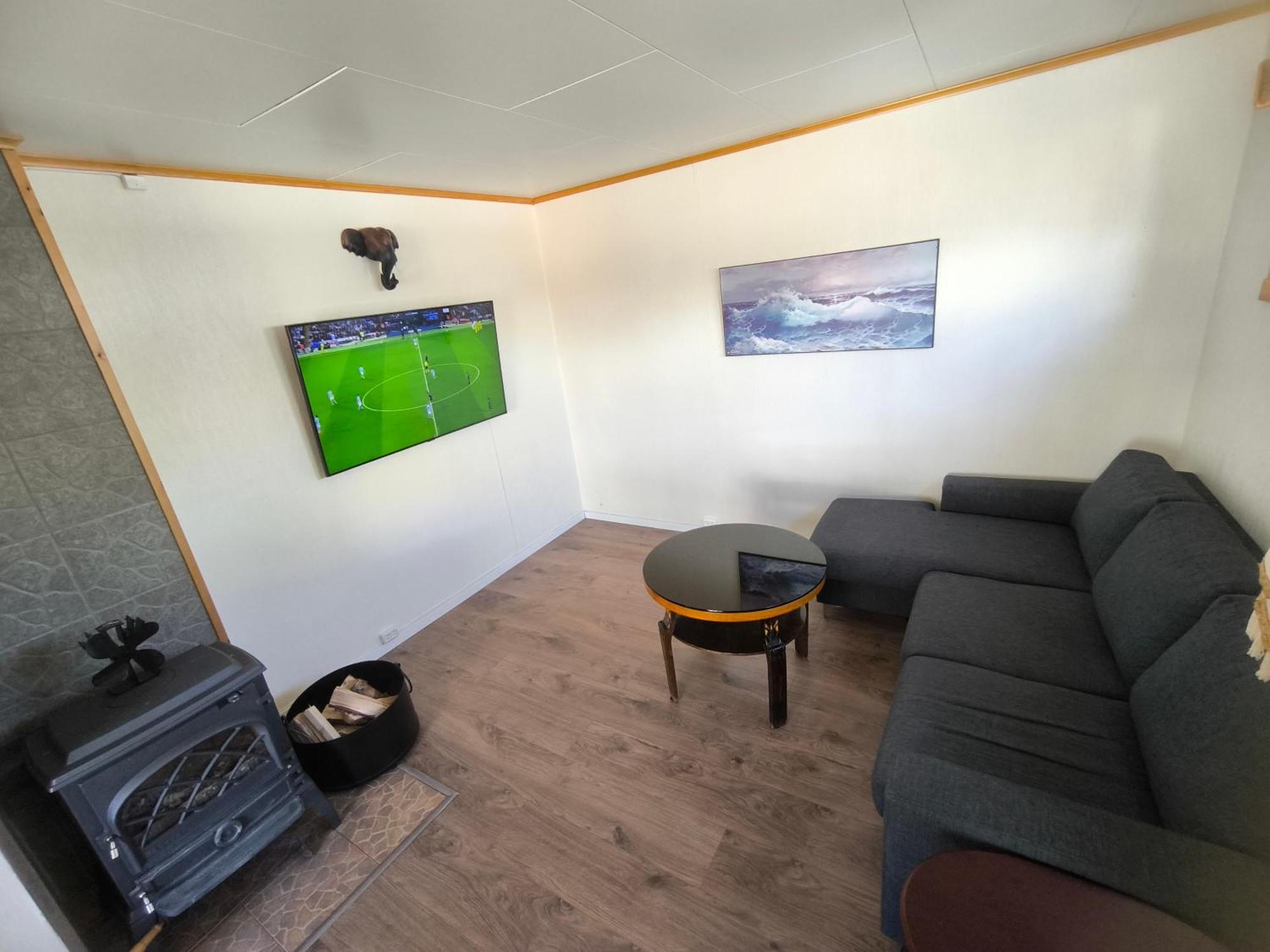 Hus Gryllefjord Villa Екстериор снимка