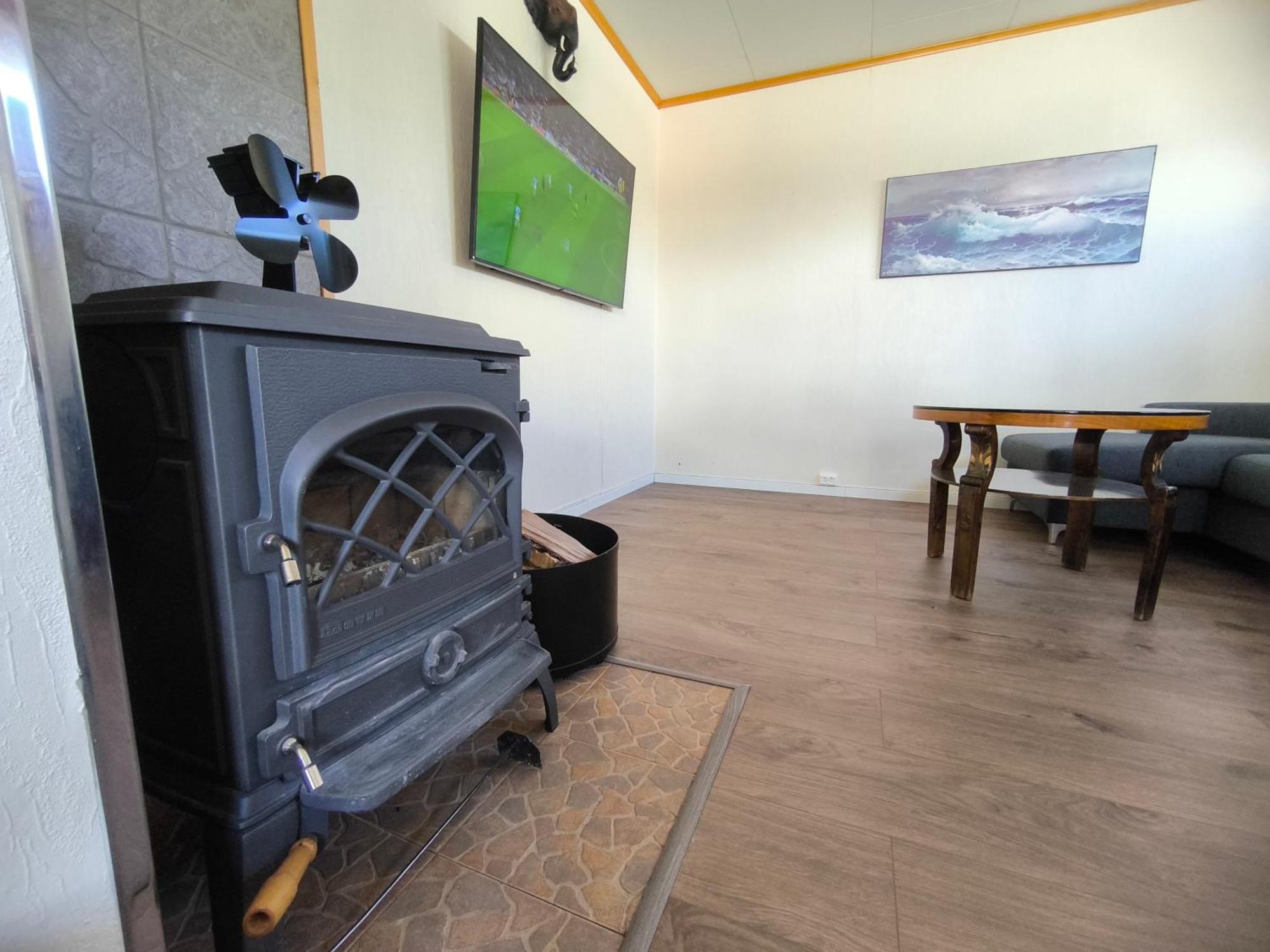 Hus Gryllefjord Villa Екстериор снимка
